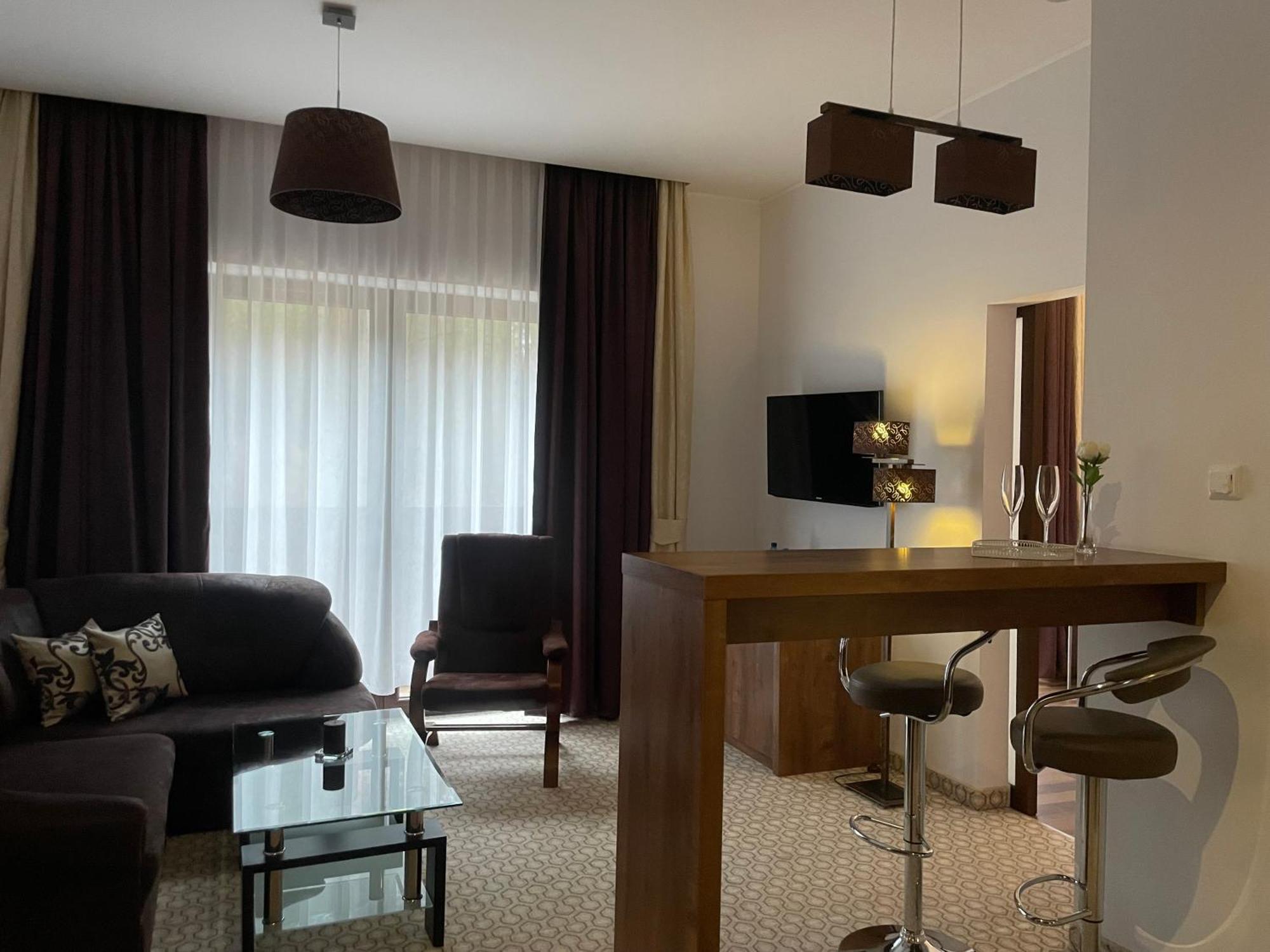 Hotel Drohicki Drohiczyn Buitenkant foto