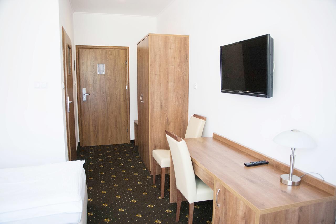 Hotel Drohicki Drohiczyn Buitenkant foto
